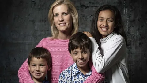 is laura ingraham married