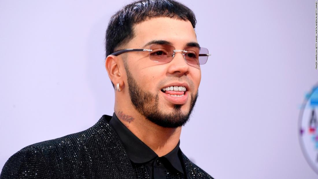 how tall is anuel aa